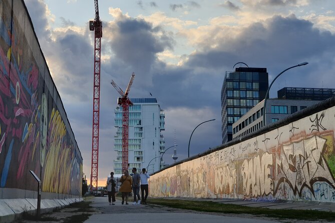 Small Group Walking Tour of East Berlin with a French Guide - Alexanderplatz and the pressure of peaceful protest