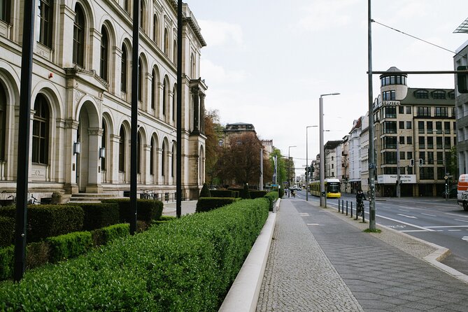 Spy Mission in Berlin: Self-Guided Espionage Puzzle Quest - Natural History Museum and Lauchhammer Water Pumps