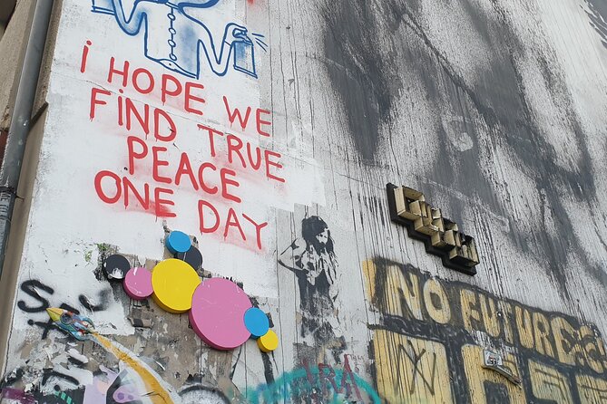 Street Art and Alternative Tour of Berlin in French - What $27.87 buys you