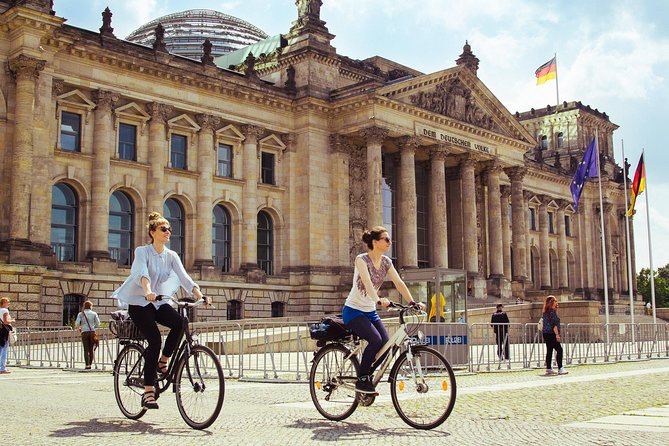 The Beauty of Berlin by Bike: Private Tour - Meeting at Rathauspassagen and Getting Underway