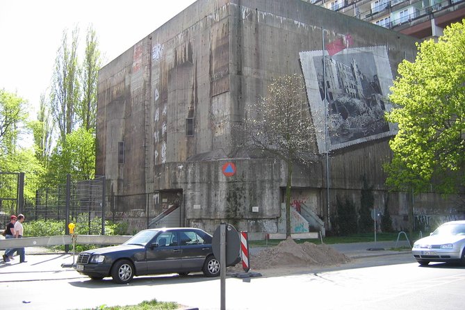 Tours & Sightseeing in English of Berlin, Potsdam and Sachsenhausen - Guy’s guiding style and what it means for you