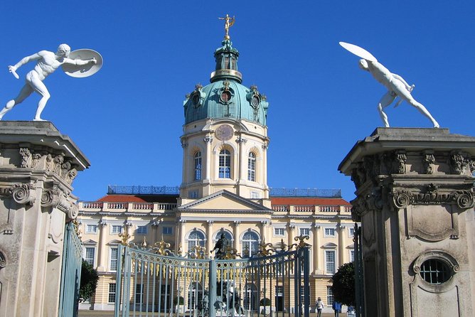 Warnemuende Shore Excursion: Berlin Private Sightseeing Tour from Rostock - Is the $1,967.92 price fair?